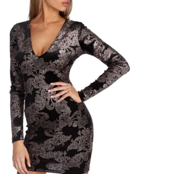 BRAND NEW WINDSOR DAZZLE QUEEN GLITTER VELVET MINI DRESS - Picture 1 of 16